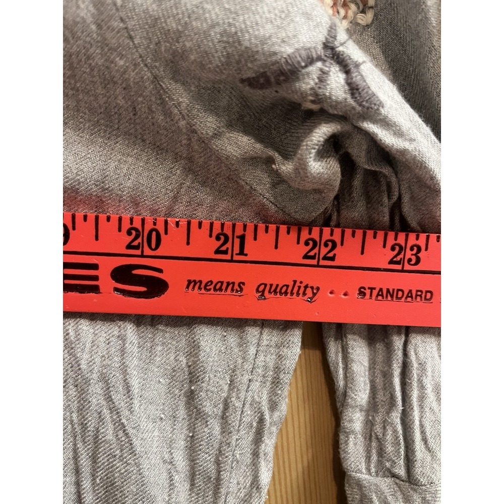 Lauren Conrad Grey Boho Blouse Sz XXL Flare Sleeve Floral Embroidered Casual Top - Picture 9 of 9